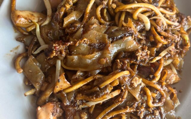 Cai Mao Fried Kway Teow 财猫炒粿条